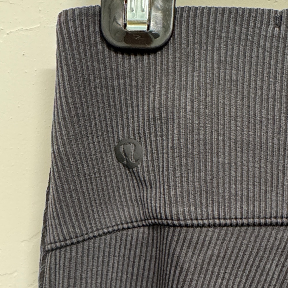 lululemon athletica Gray Ribbed Straight Leg Leggings